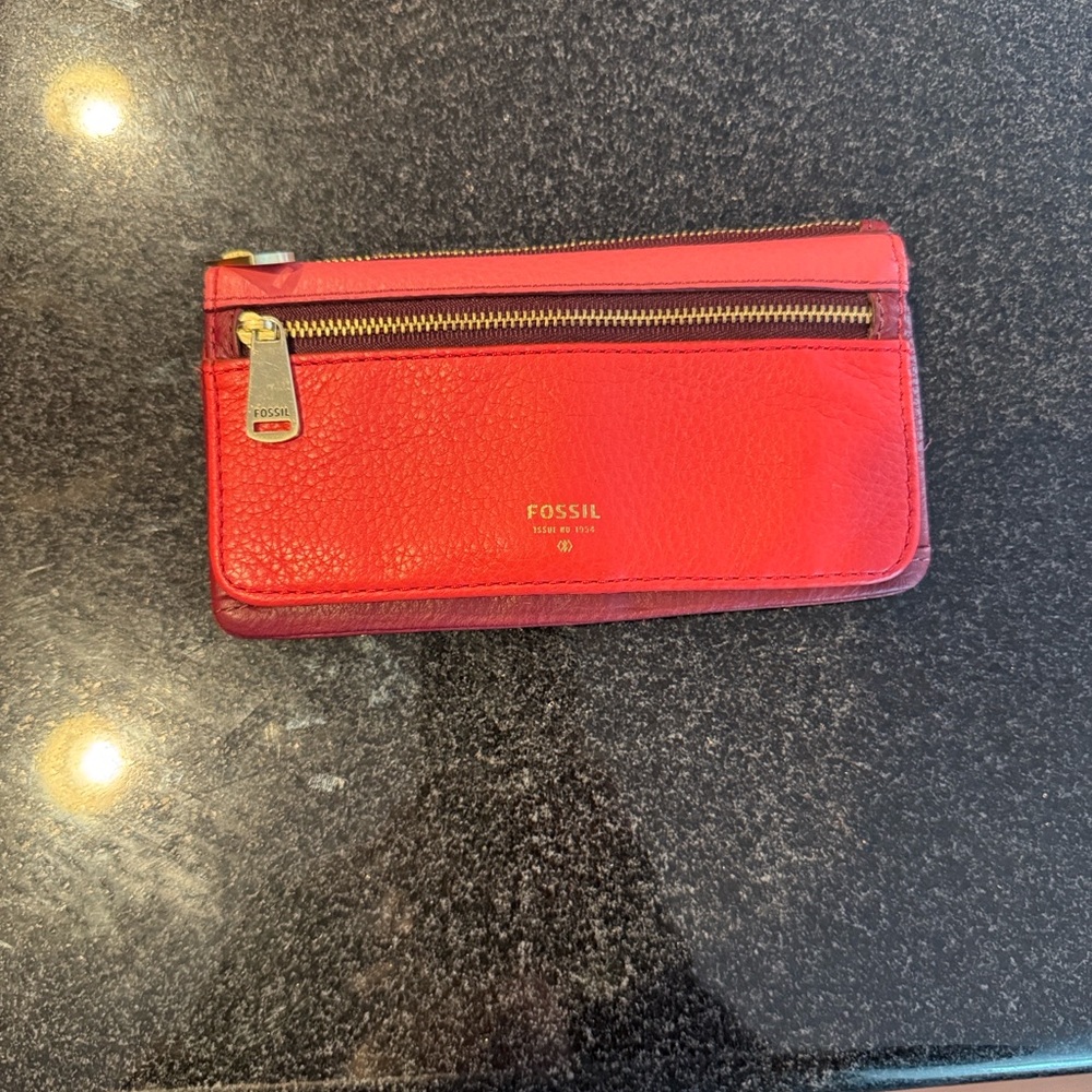 Fossil Deep Red Leather Card & Key Organizer Wallet - Picture 4 of 4